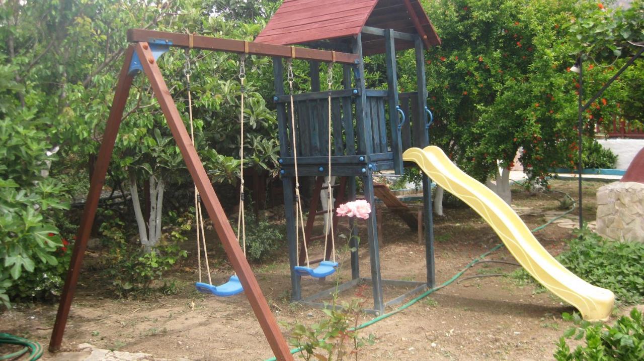 אפרטהוטל Makrýgialos Theodora מראה חיצוני תמונה